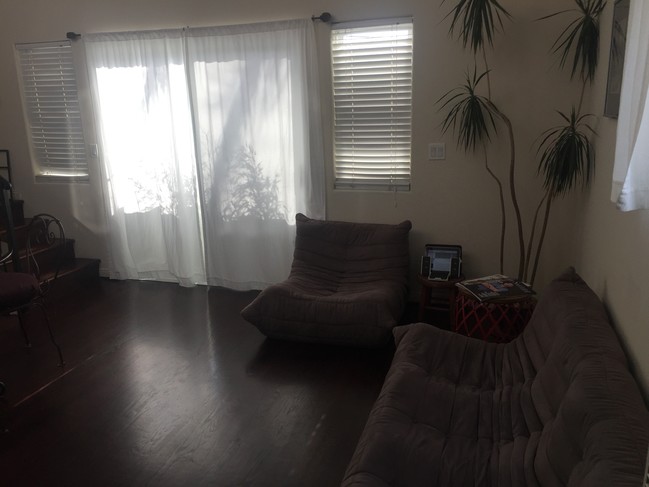 living room - 1302 Electric Ave