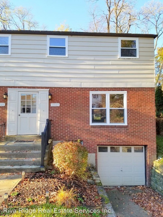 Building Photo - 1727 Helen Dr