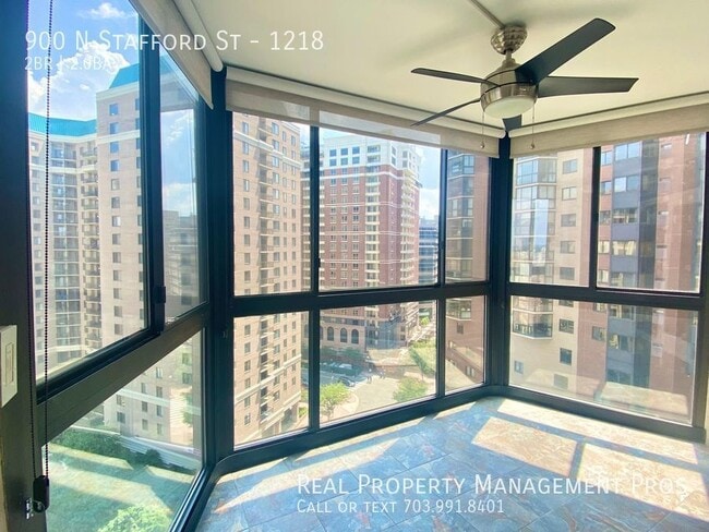 Building Photo - Stunning, Sky High Condo- Elevator to Ball...