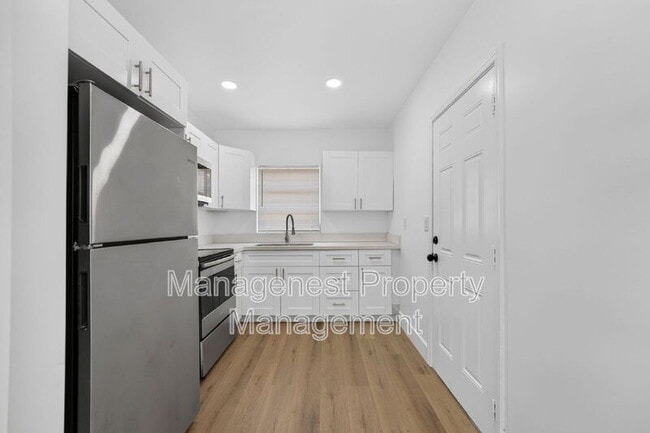Foto del edificio - 614 SW 19th Ave