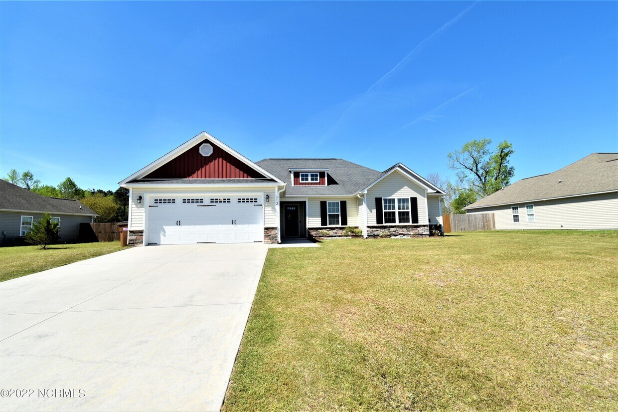 Primary Photo - 312 S Brandon Way