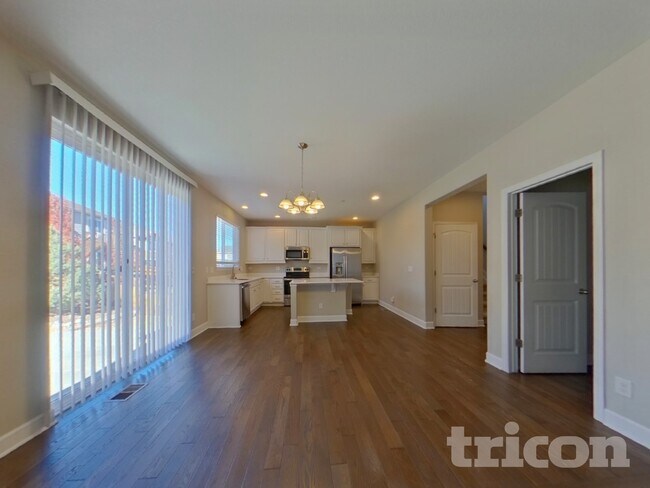 Foto del edificio - 7773 Oasis Dr