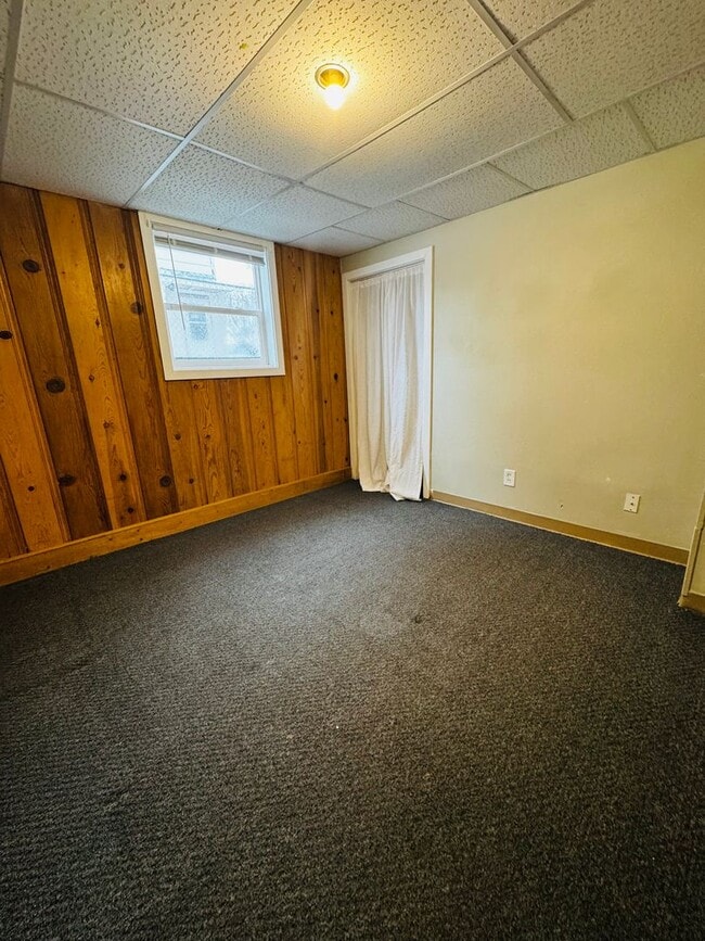 Foto del edificio - 620 N Main St