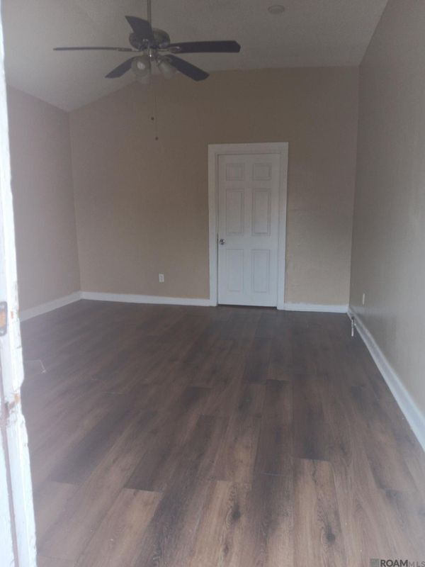 Foto del edificio - 2227 KENTUCKY