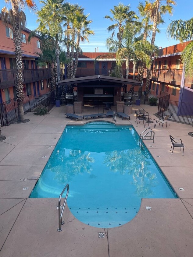 Pre-Leasing for July!! Lovely 3 Bedroom Co... - Pre-Leasing for July!! Lovely 3 Bedroom Co...