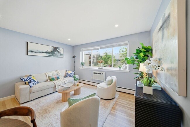 Foto del edificio - Brand new renovation…. 2 bed in Allston!!