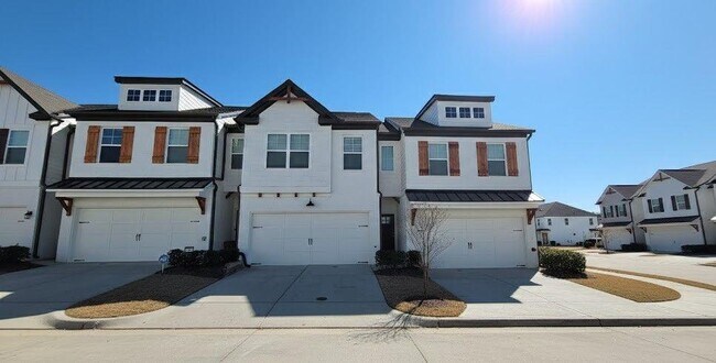 Building Photo - 134 Auburn Wds Dr