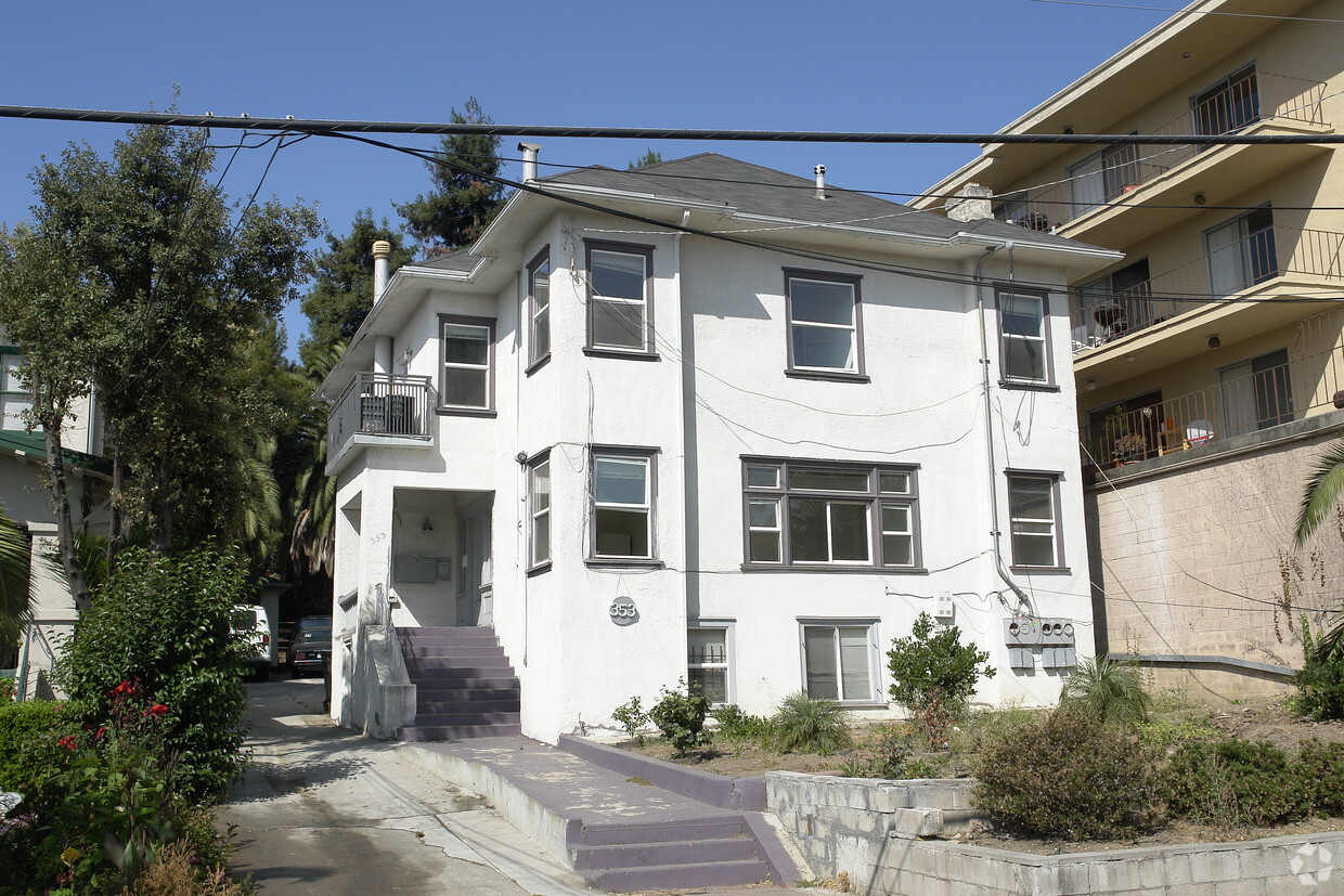 Primary Photo - 353 MacArthur Blvd