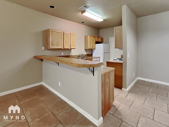 Foto del edificio - 3050 Pine Valley Dr