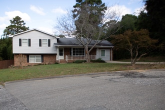 Building Photo - 5704 Selkirk Pl