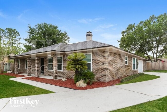 Building Photo - 800 Driftwood Pl