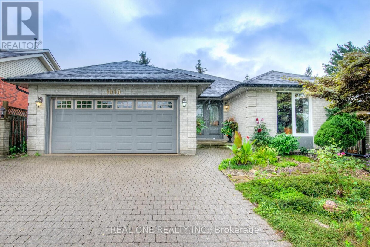 Photo principale - 1019 Aldersbrook Rd