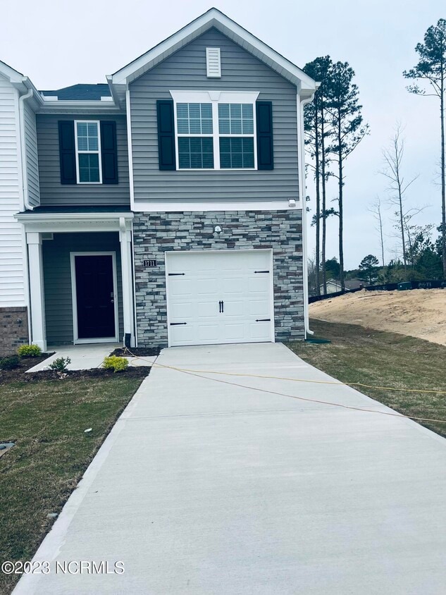 1711 Gracie Ln, Carthage, NC 28327 Townhome Rentals in Carthage NC