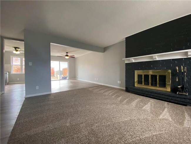 Foto del edificio - 10211 W 96th Terrace