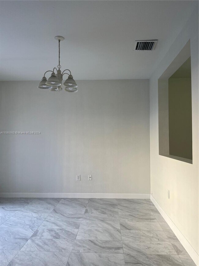 Foto del edificio - 366 SE 20th Terrace