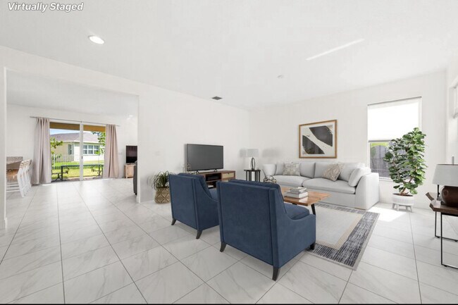 Photo - 2011 NW Cataluna Cir House