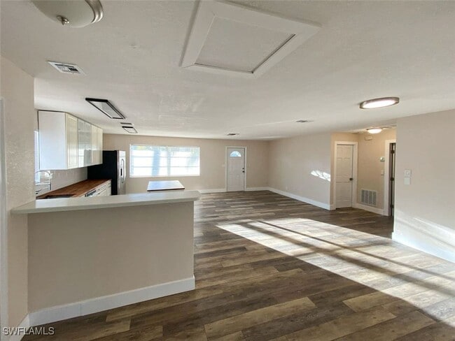 Foto del edificio - 550 14th St N