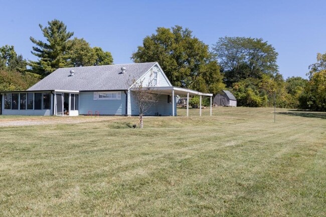 Building Photo - 810 Woodbine Rd