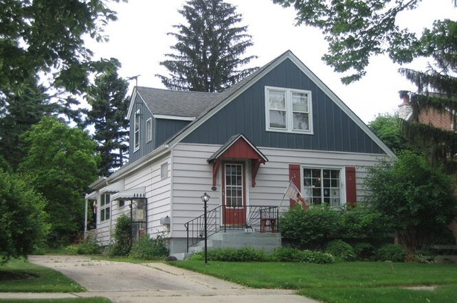 Primary Photo - 615 Franklin St