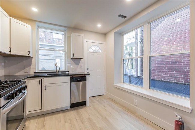 Foto del edificio - 1708 S 54th St