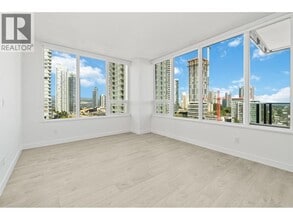 Building Photo - 6463 Silver Ave