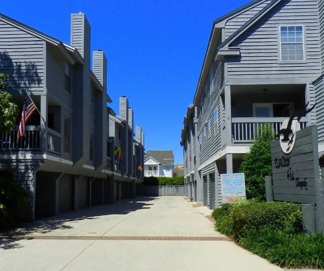 Building Photo - 2315 Ebb Tide Rd
