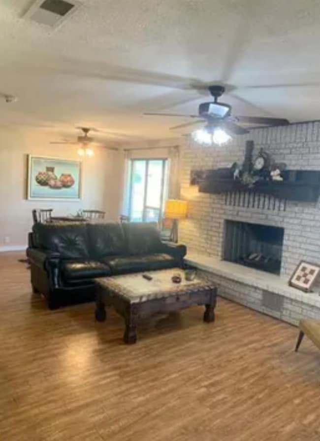 Sala de estar - 12995 County Road 2919