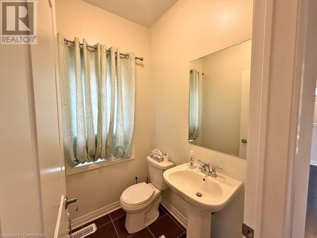 Building Photo - 4085 Fracchioni Dr