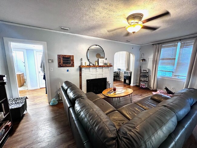 Foto del edificio - 6718 Drayton St