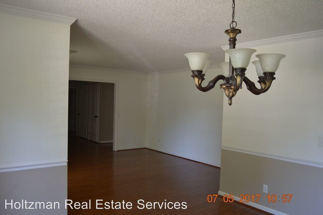 Foto del edificio - 4 br, 2 bath House - 504 Waverly Court