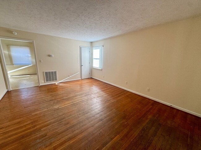 Photo - 2600 Anthony Pl Apartment