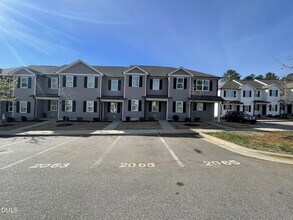 Building Photo - 2065 Wiggins Village Dr