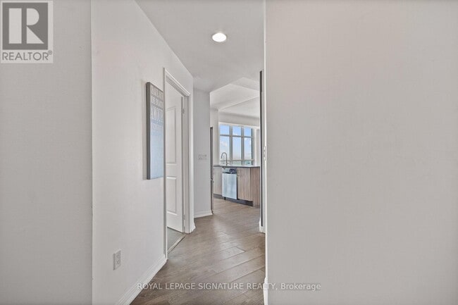 Photo du bâtiment - 65-1765 E Liberty St
