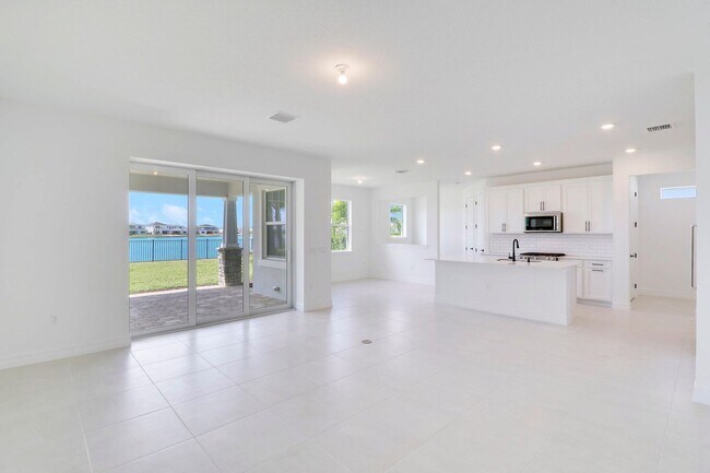 Building Photo - 10362 Northbrook Cir