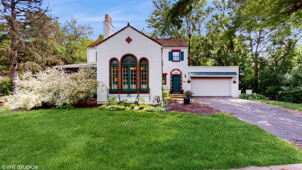 Primary Photo - 2318 Vardon Ln