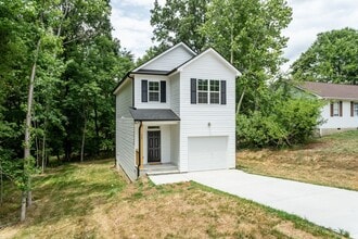 Building Photo - 737 Grover Ln