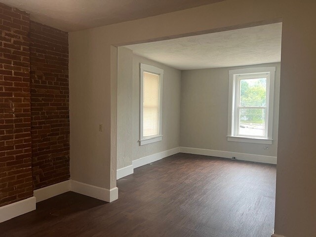 Building Photo - 722 Abend St