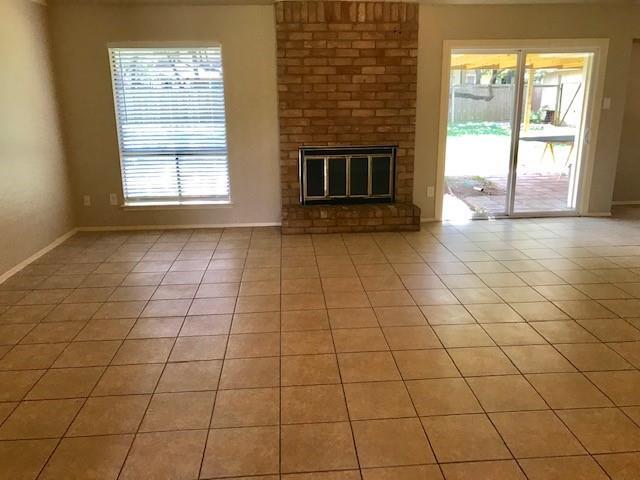 Foto del edificio - 13110 Villa Park Dr