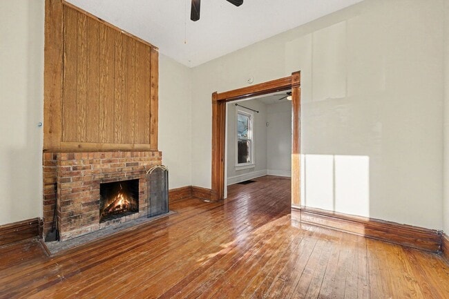 Photo - 2315 N Franklin St House
