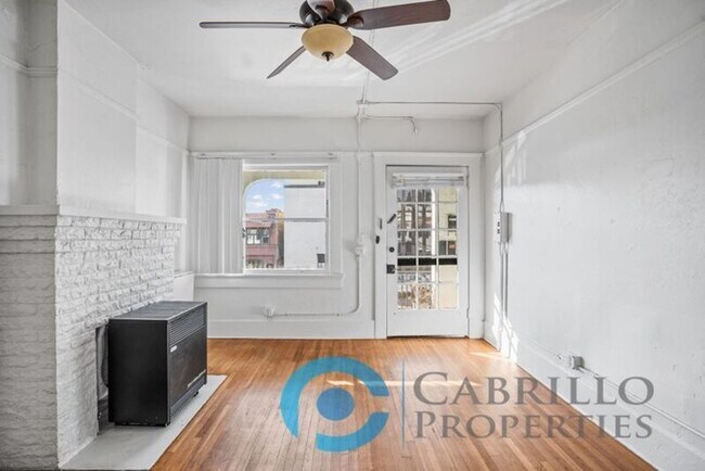 Foto del edificio - 2265 Fourth Ave