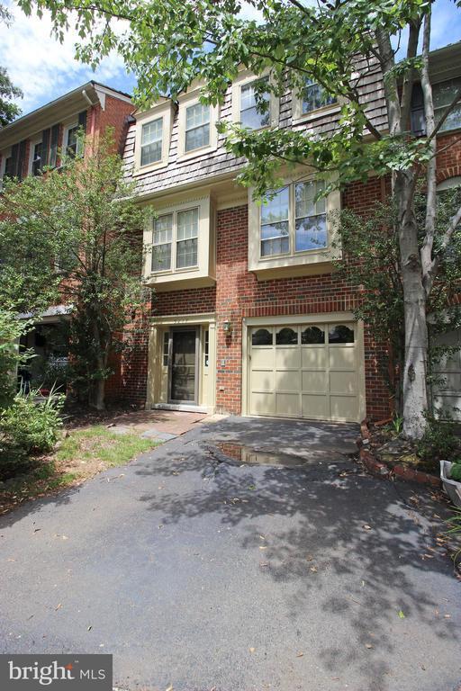 Foto principal - 5117 Bellemeade Ln