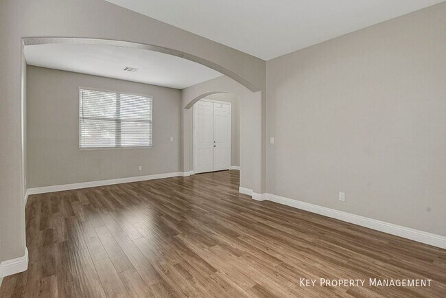 Building Photo - 9676 Grouse Grove Ave