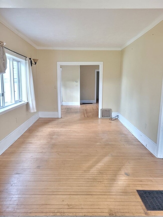 Building Photo - 455 1st Ave