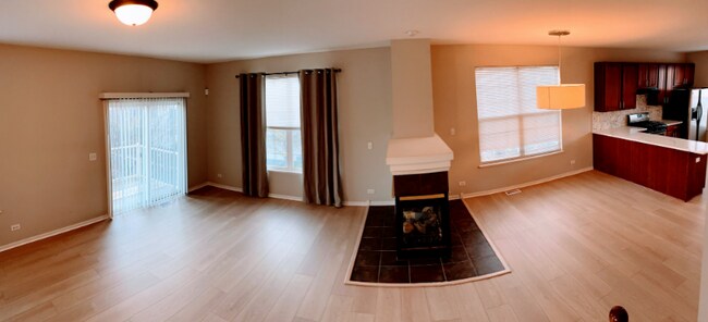 Foto del edificio - 775 Lewisburg Ln