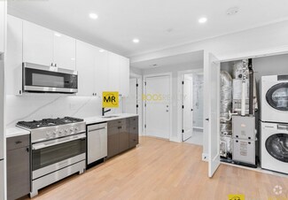 Building Photo - 535 Newbury St