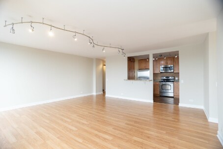 Foto del edificio - 4343 N Clarendon Ave