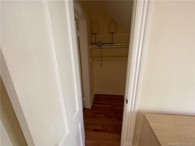 Foto del edificio - 174 Mansfield St