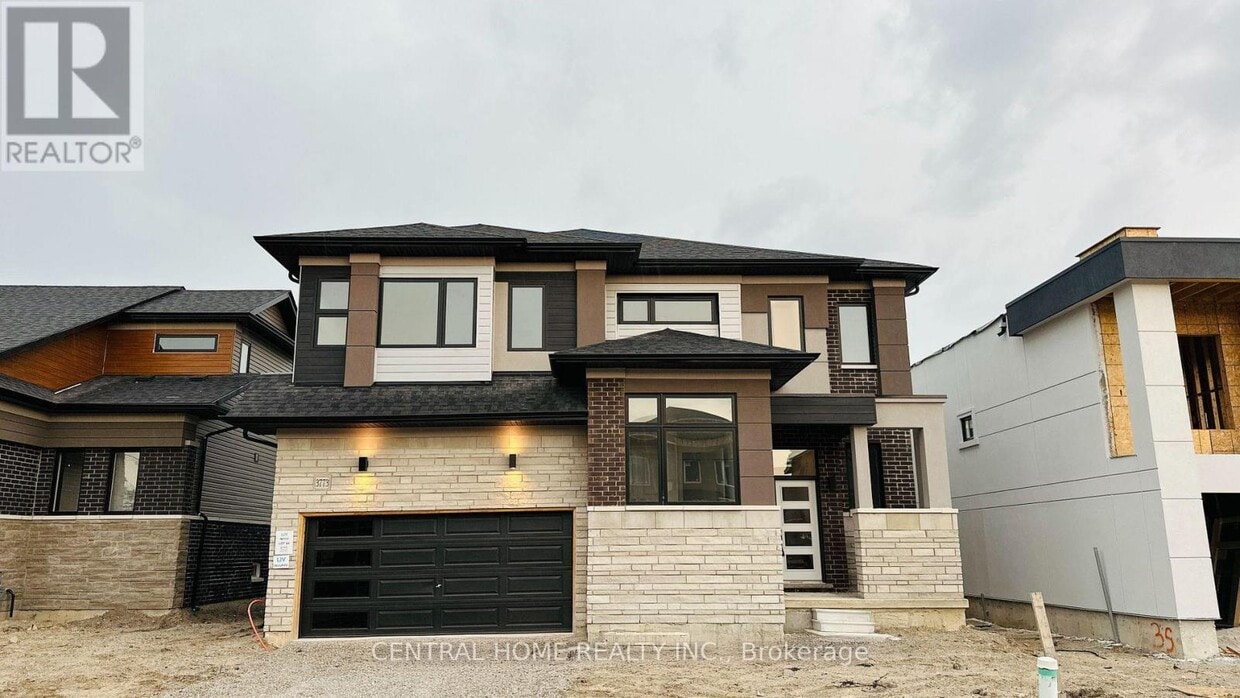 Photo principale - 3773 Sunbank Cres