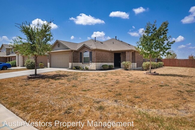 Building Photo - 4 br, 2 bath House - 702 Luna Vista Dr