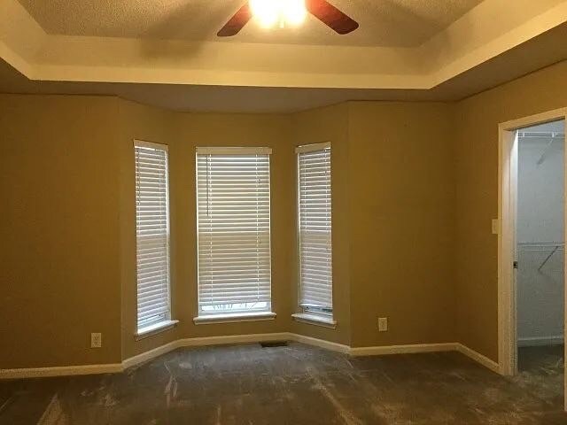 Building Photo - 4021 New Grange Cir
